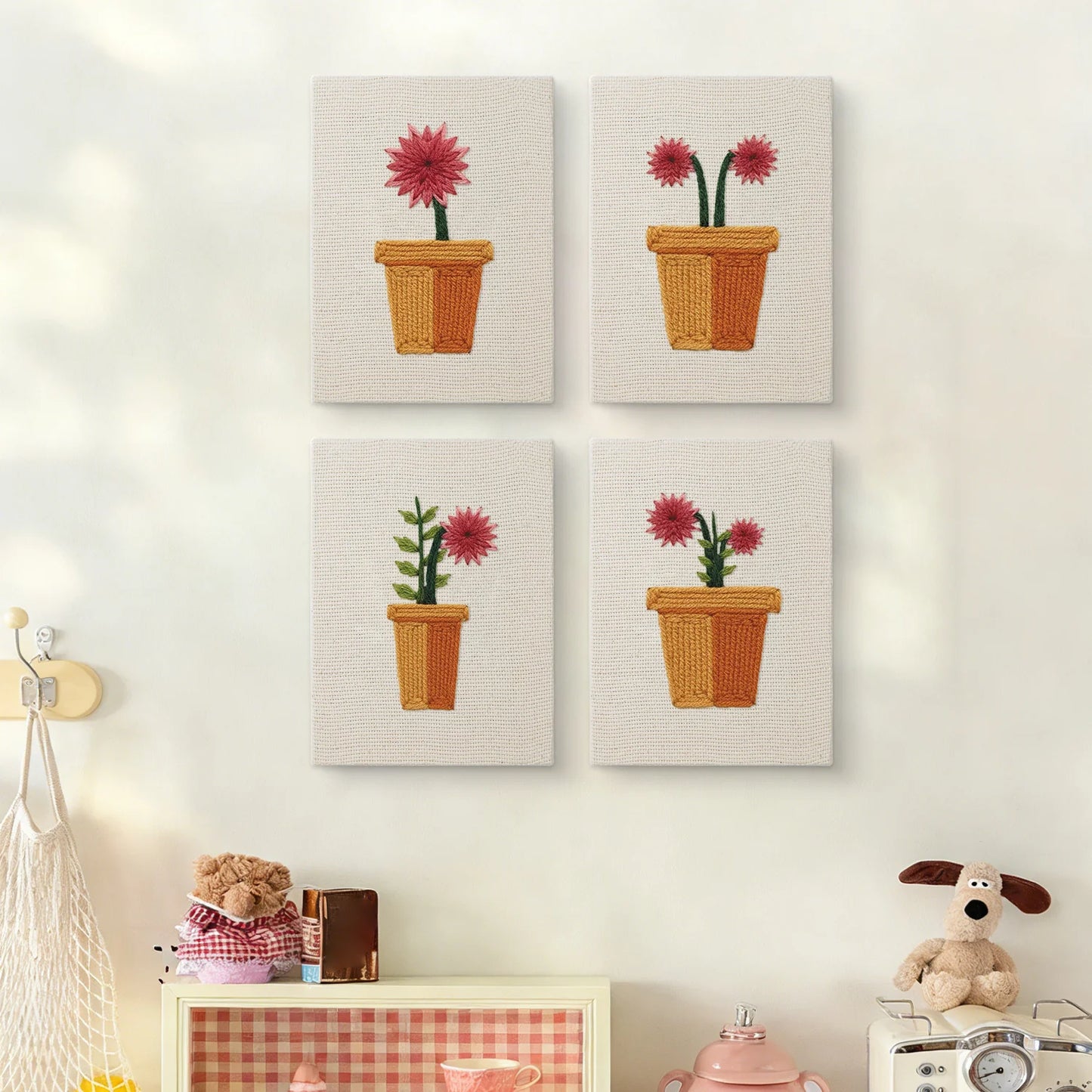 Petals & Pot | 4x Mini Punch Needle