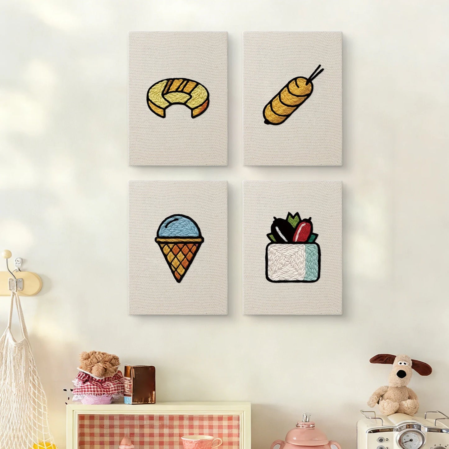 Snack Time | 4x Mini Punch Needle