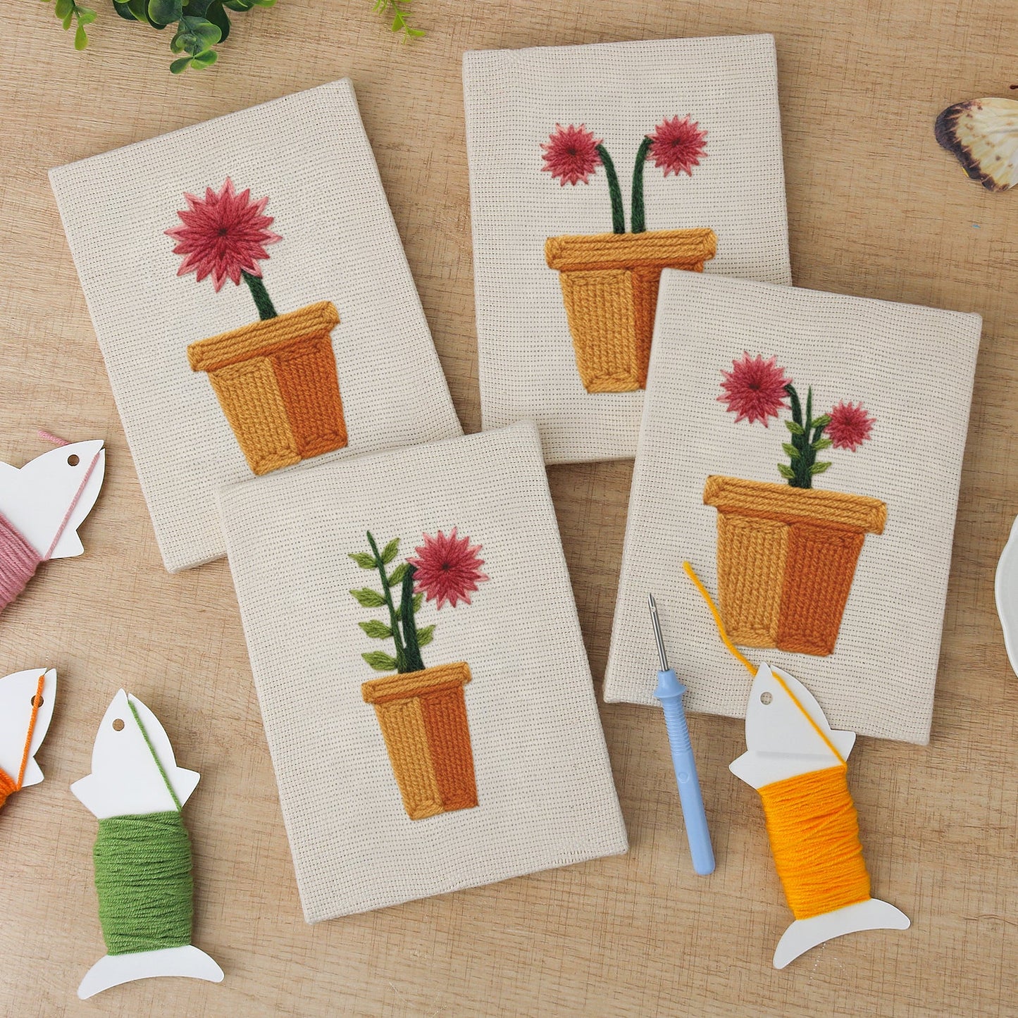 Petals & Pot | 4x Mini Punch Needle