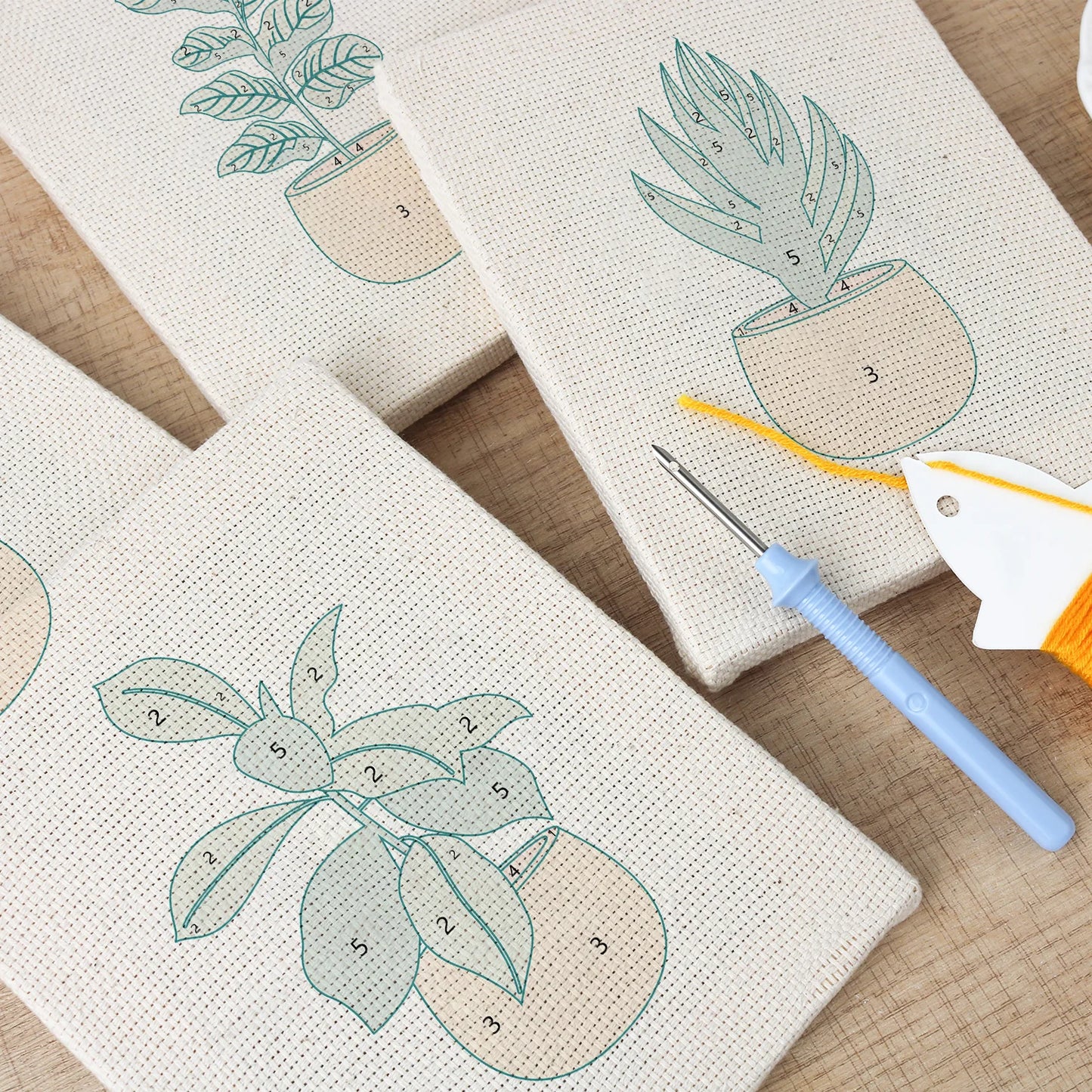 Dahlia Garden | 4x Mini Punch Needle