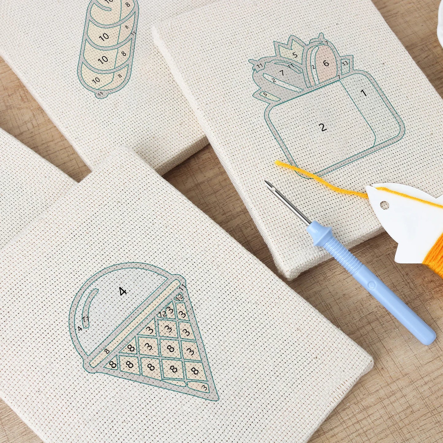 Snack Time | 4x Mini Punch Needle