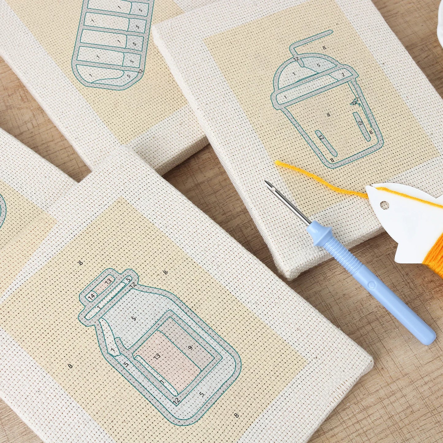 The Golden Dinner | 4x Mini Punch Needle