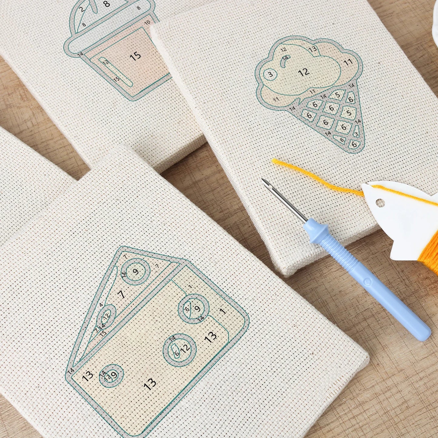 Snack Time | 4x Mini Punch Needle